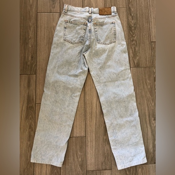 Calvin Klein|Vintage CK women’s light wash mom Jeans,Brown logo•••100% cotton - Picture 5 of 16
